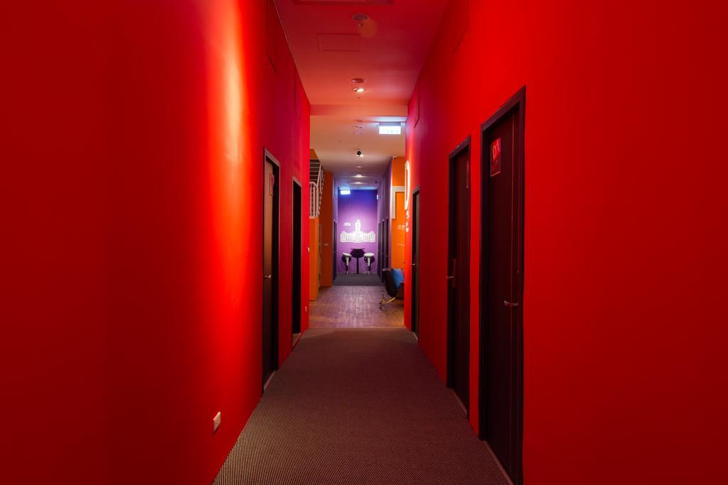 Sleepbox Hostel Taipei Exteriör bild