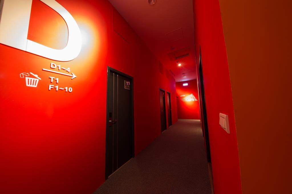 Sleepbox Hostel Taipei Exteriör bild