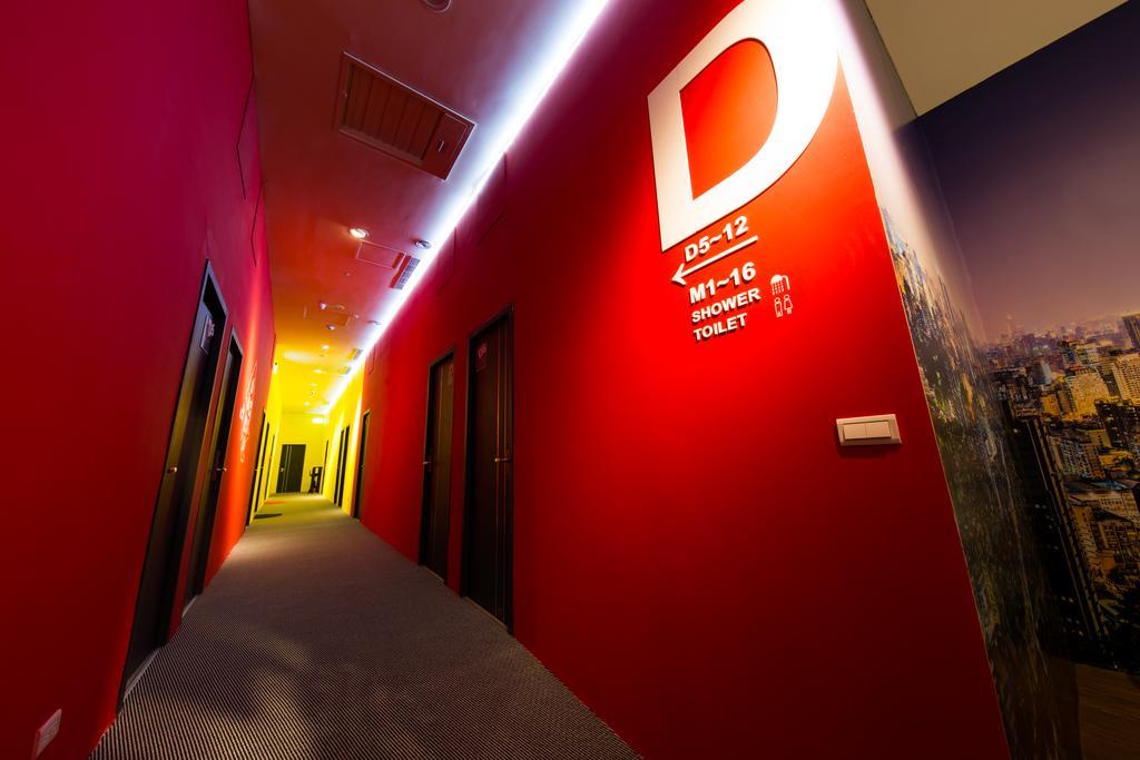 Sleepbox Hostel Taipei Exteriör bild