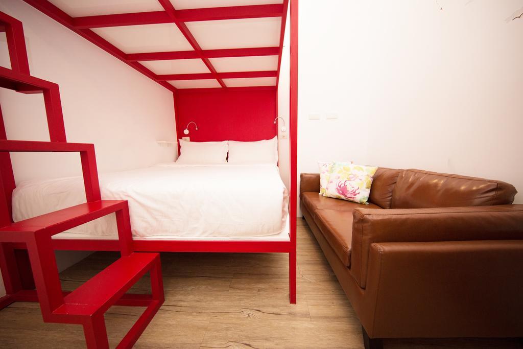 Sleepbox Hostel Taipei Exteriör bild
