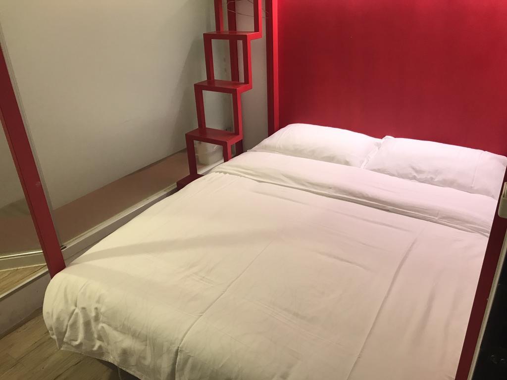 Sleepbox Hostel Taipei Exteriör bild